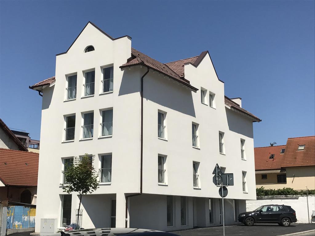 City Center Boutique Apartments Braşov Exteriör bild